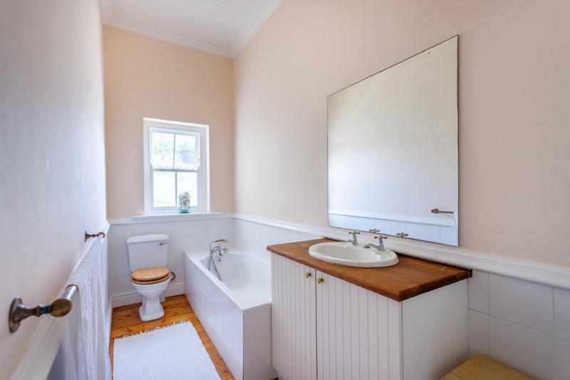 5 Bedroom Property for Sale in Claremont Western Cape